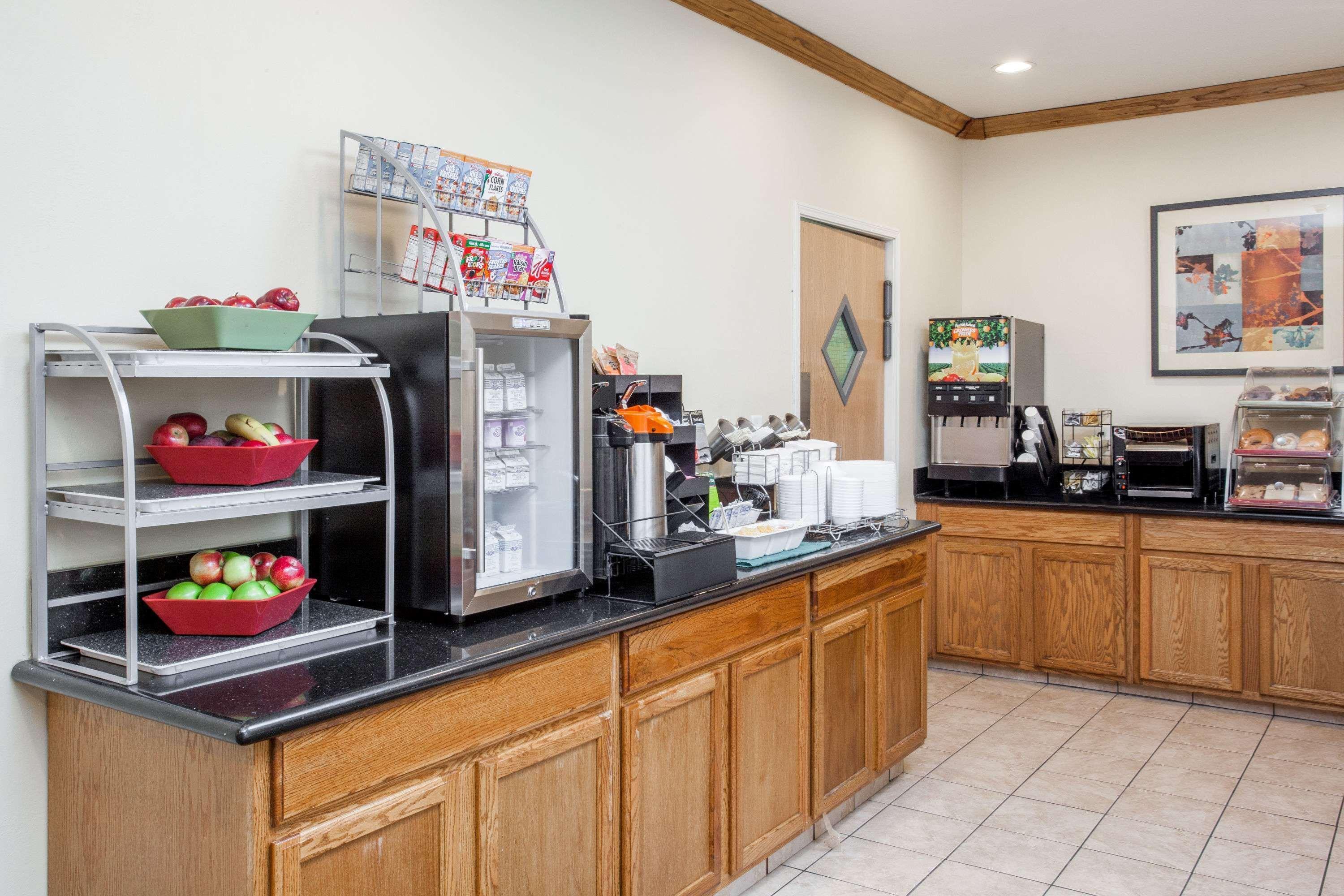 Hawthorn Extended Stay By Wyndham Decatur Buitenkant foto
